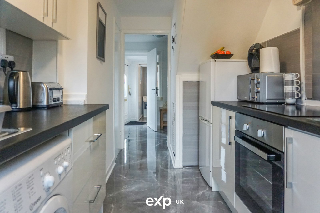 Additional property image - Burnlea Grove, West Heath, B31 3LT