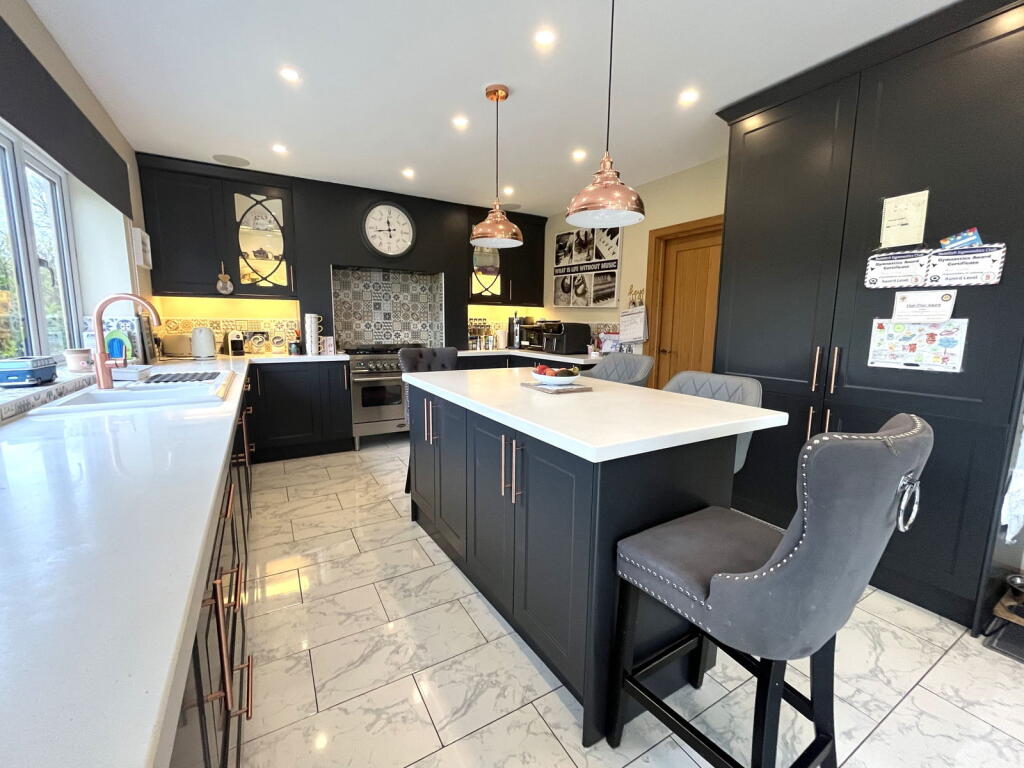 Additional property image - Crumpfields Lane, Webheath, Redditch