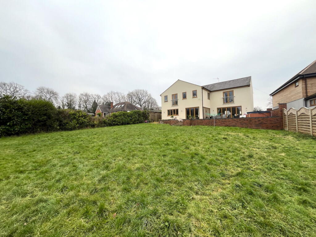 Additional property image - Crumpfields Lane, Webheath, Redditch