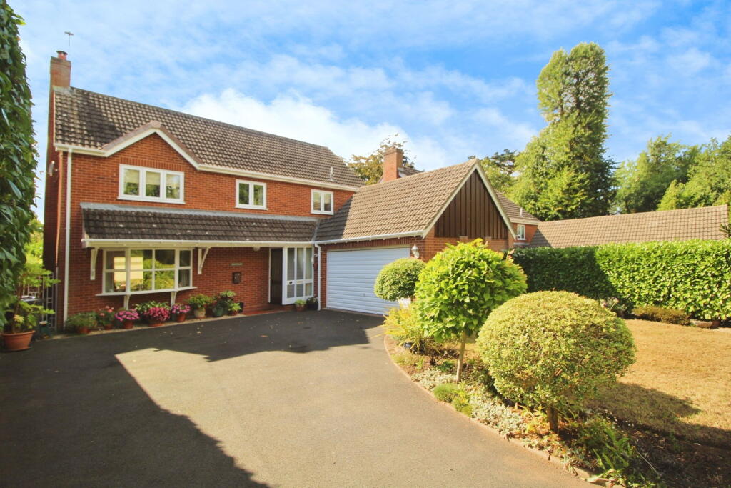 Main image of property: Honeybrook Lane, Franche, Kidderminster, DY11 5QT