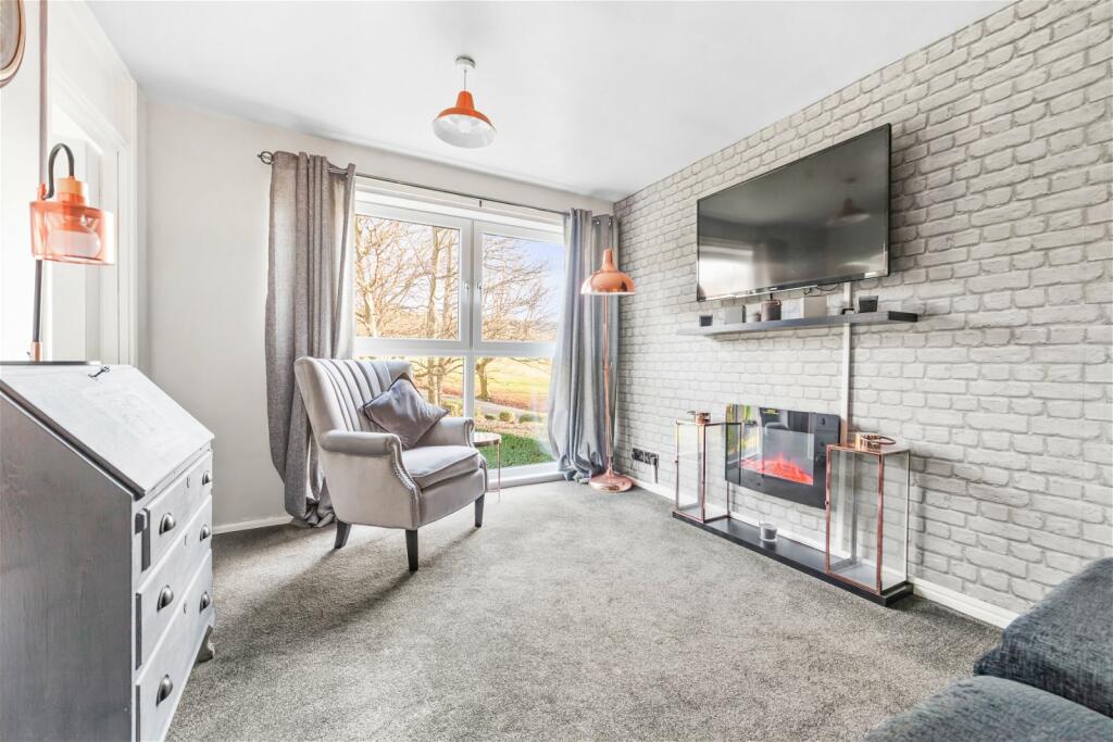 1 bedroom flat for sale in Lister Lane, Bradford, BD2 4LR, BD2