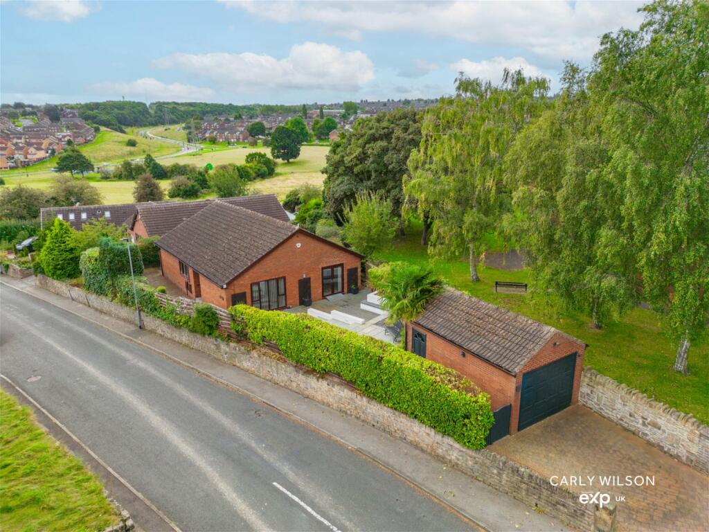 3 bedroom detached bungalow for sale in Coach Road, Greasbrough