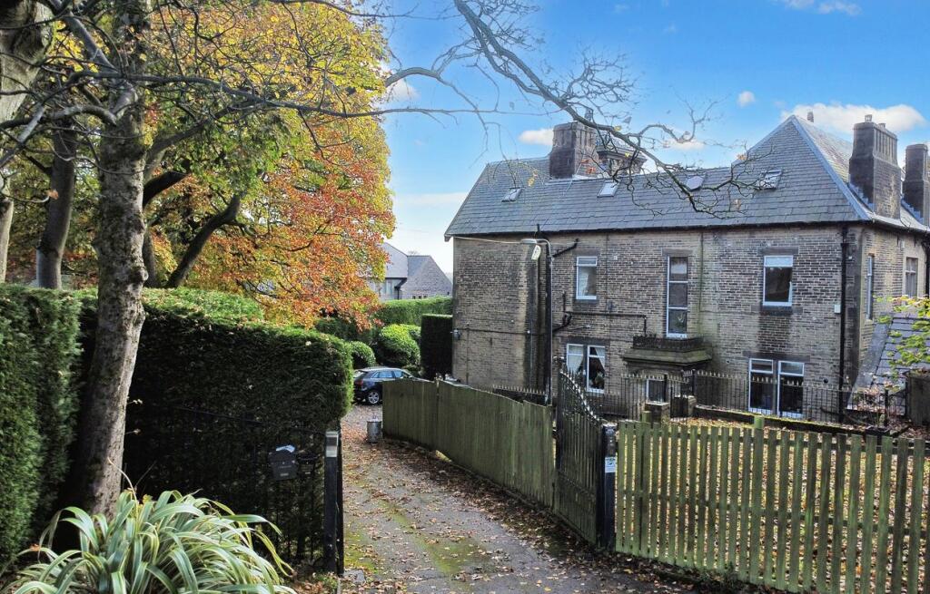 Additional property image - Clayton Lane, Clayton, Bradford, BD14 6PD