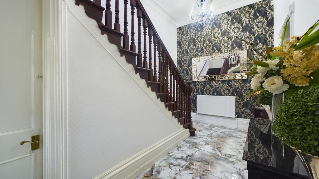 Additional property image - Clayton Lane, Clayton, Bradford, BD14 6PD