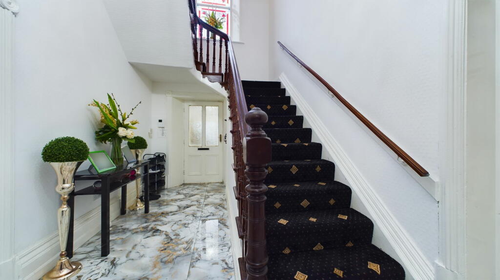 Additional property image - Clayton Lane, Clayton, Bradford, BD14 6PD