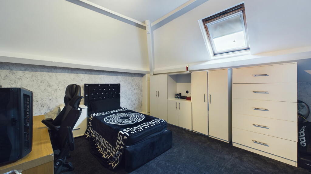 Additional property image - Clayton Lane, Clayton, Bradford, BD14 6PD