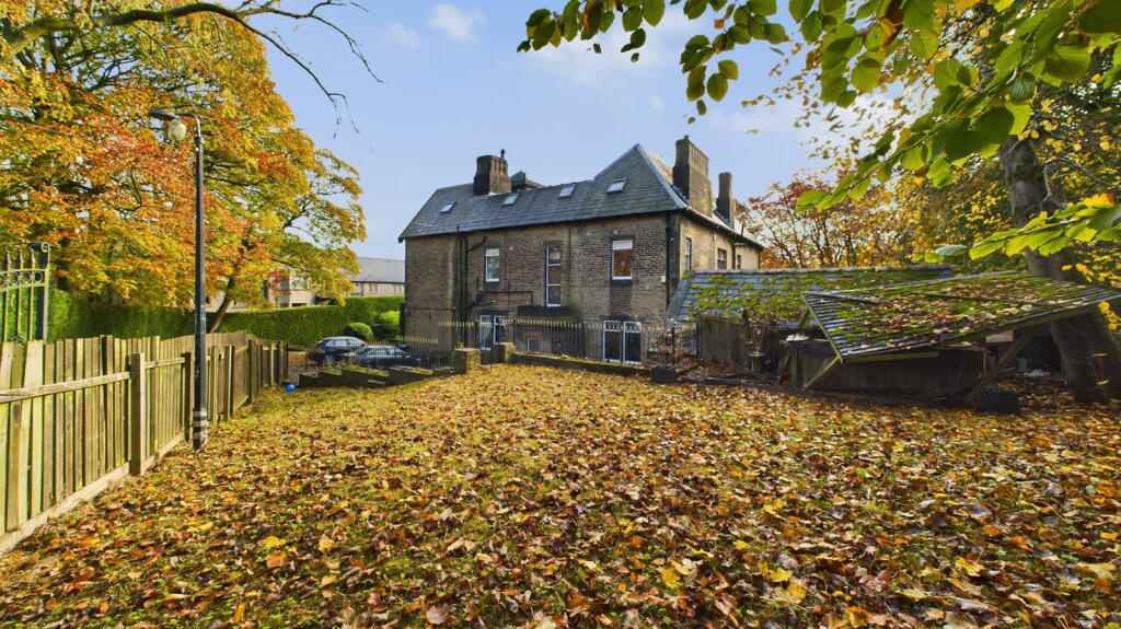 Additional property image - Clayton Lane, Clayton, Bradford, BD14 6PD