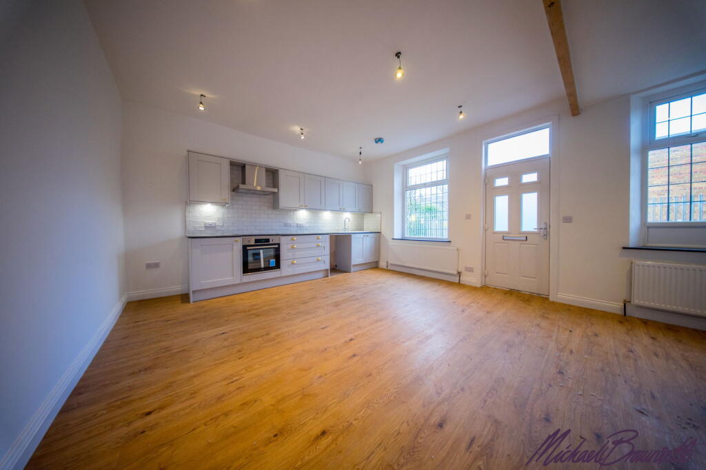 Additional property image - Beacon Street, Wibsey, Bradford, BD6 3BE