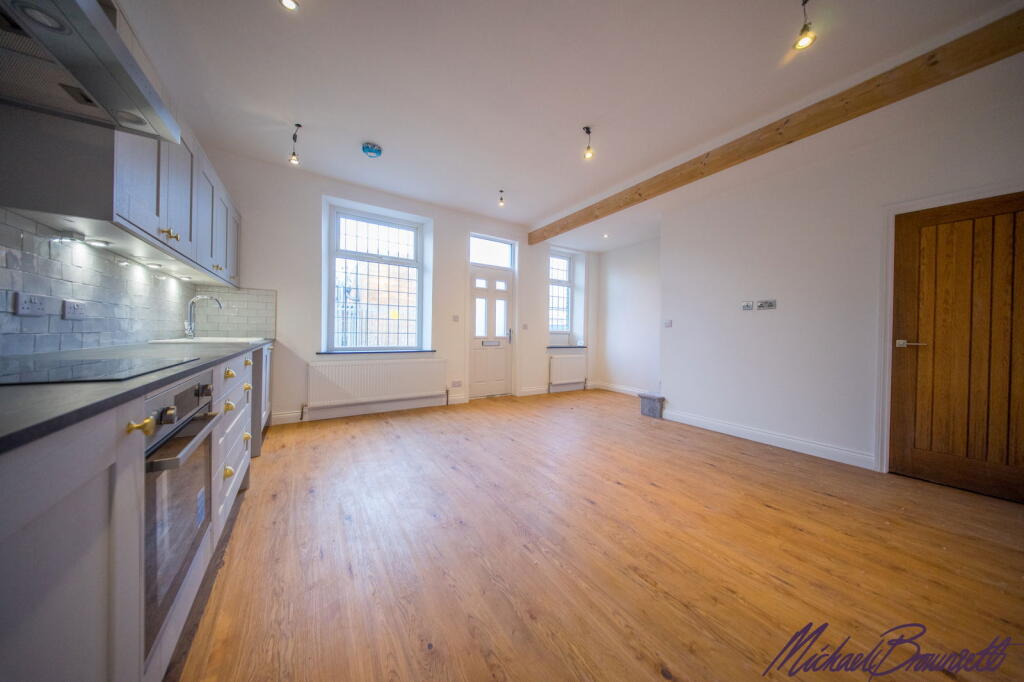 Additional property image - Beacon Street, Wibsey, Bradford, BD6 3BE