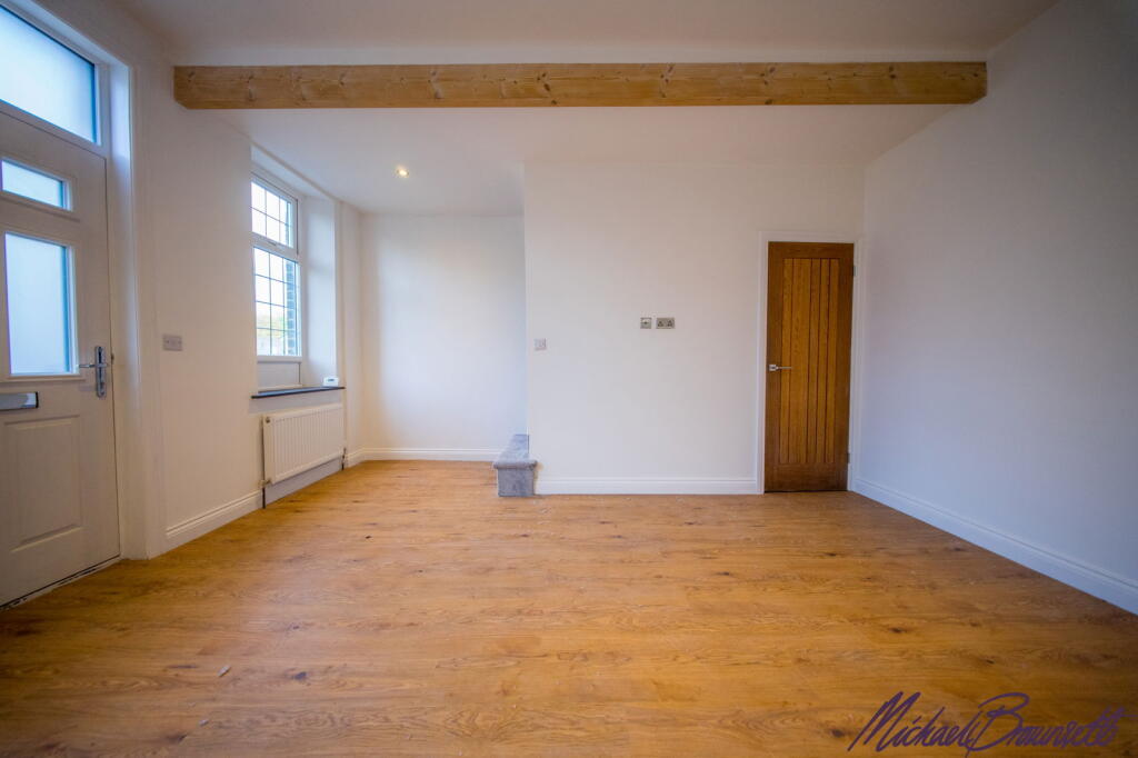 Additional property image - Beacon Street, Wibsey, Bradford, BD6 3BE