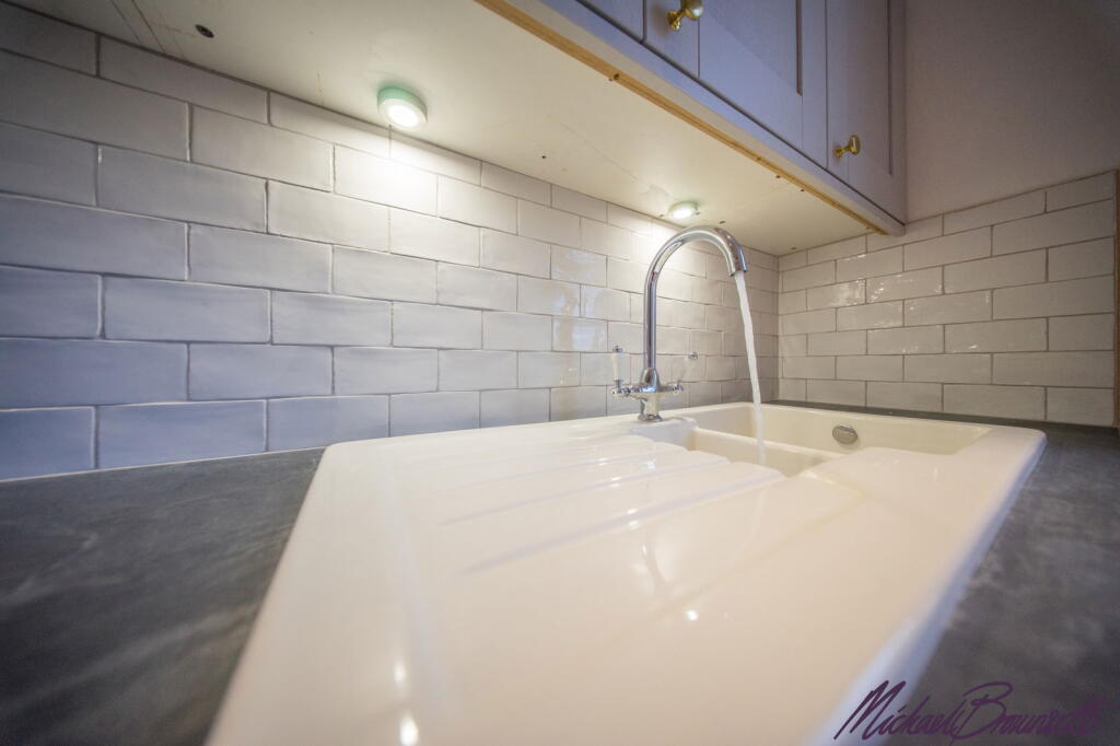 Additional property image - Beacon Street, Wibsey, Bradford, BD6 3BE