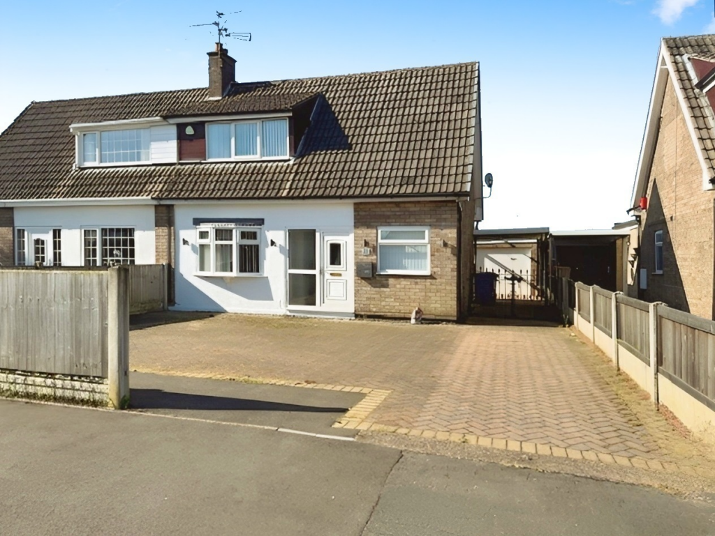 Main image of property: Oakwood Drive, Armthorpe, Doncaster, DN3 3BD