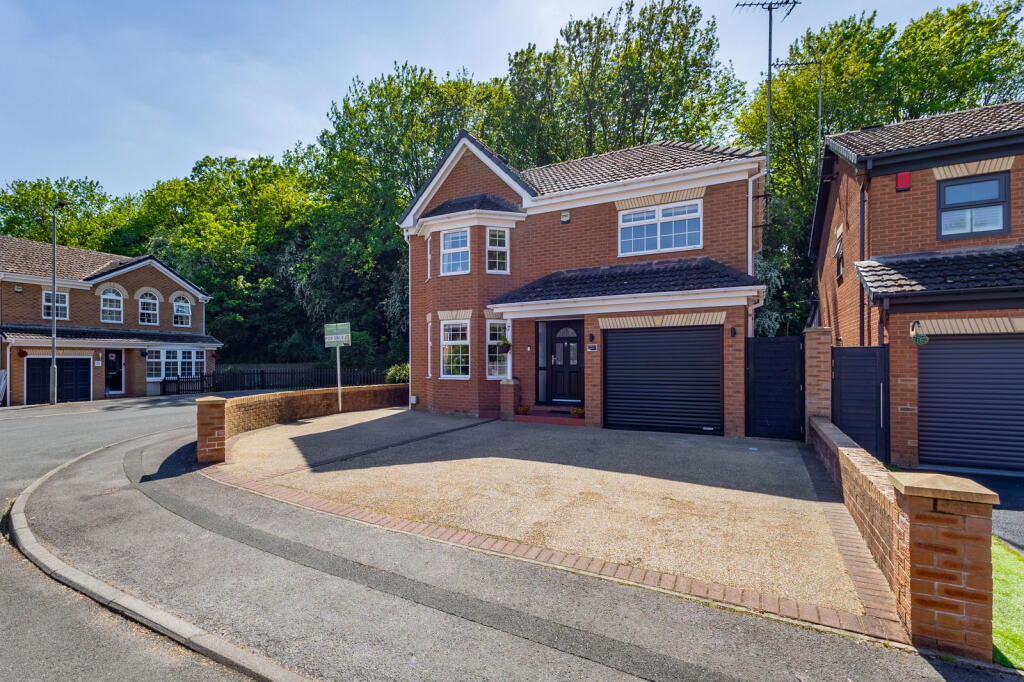 Main image of property: Dandy Mill View, Pontefract