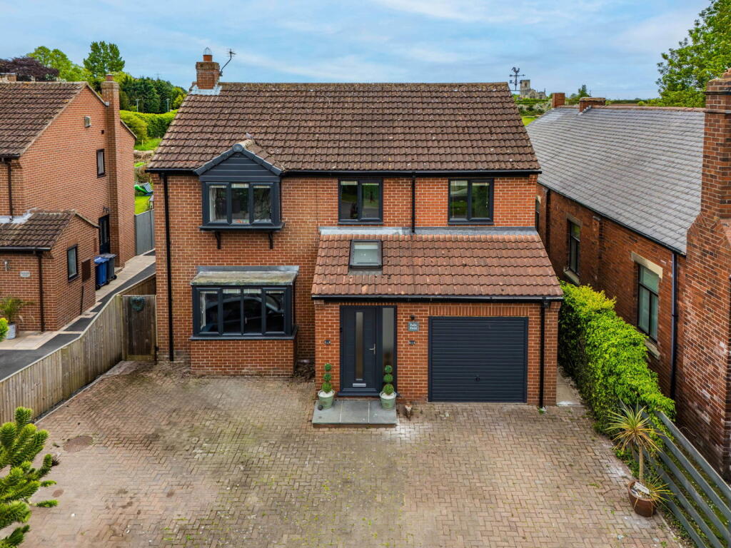 Main image of property: Main Street, Kellington, Goole, DN14 0NH