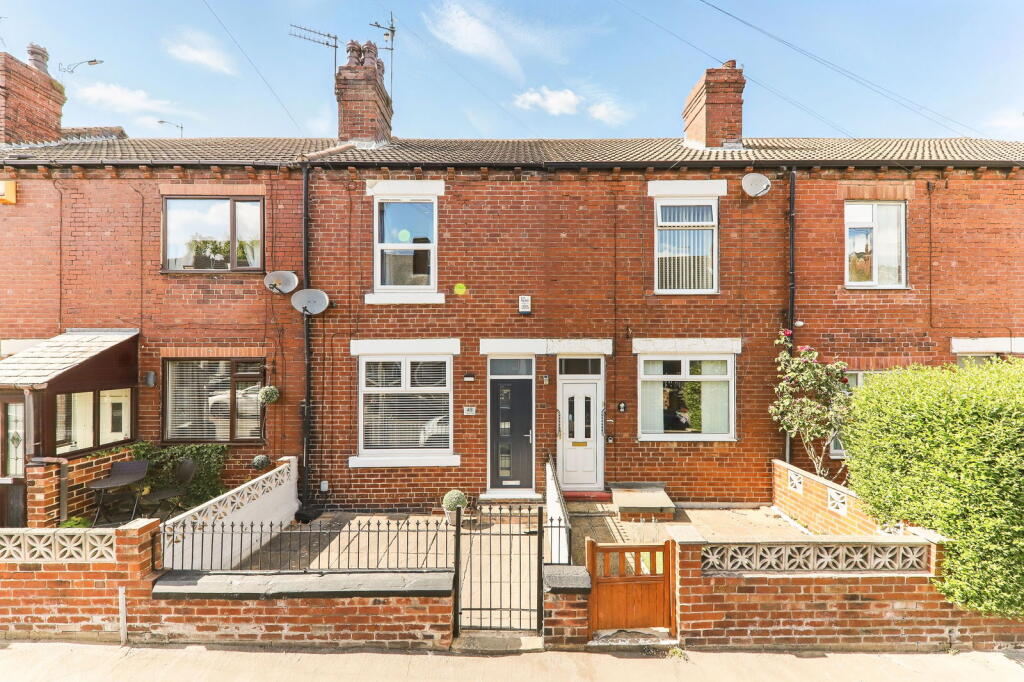2 bedroom terraced house
