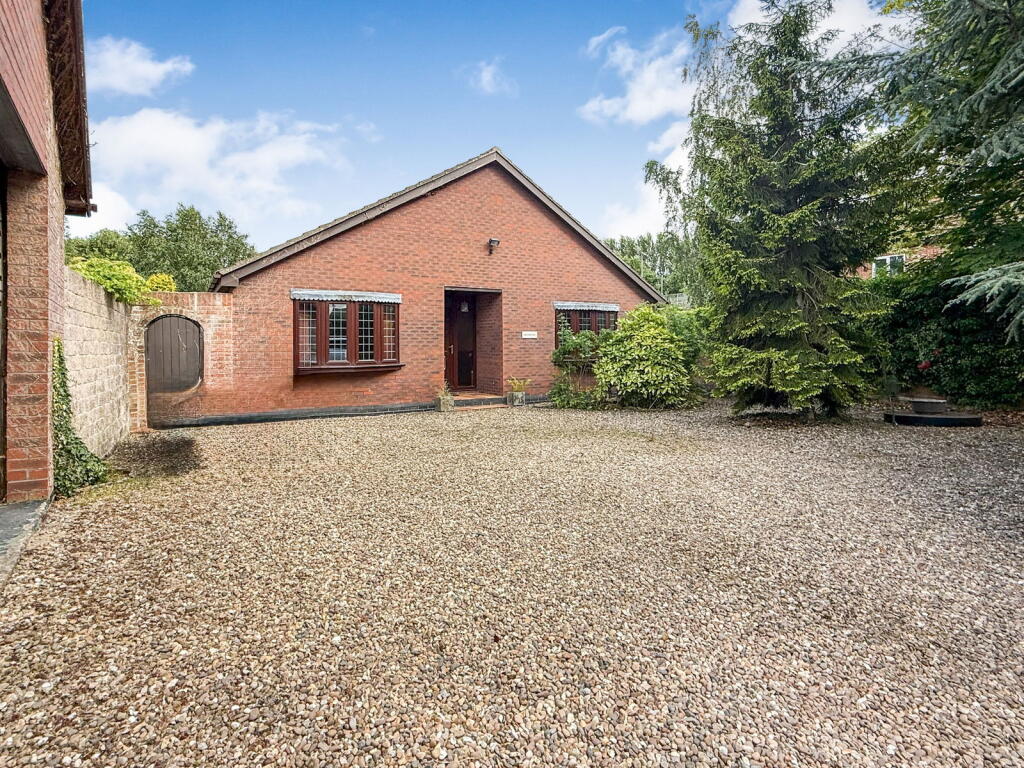 Main image of property: Sonetsa, Beech Drive, Melton, East Riding of Yorkshire, HU14 3HQ