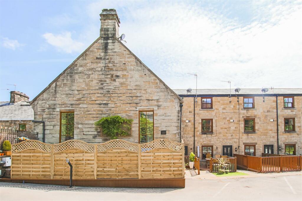 Additional property image - Crow Lane, Ramsbottom, Bury