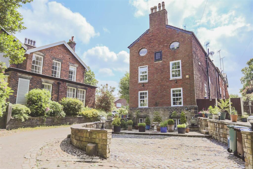 Additional property image - The Starkies, Bury