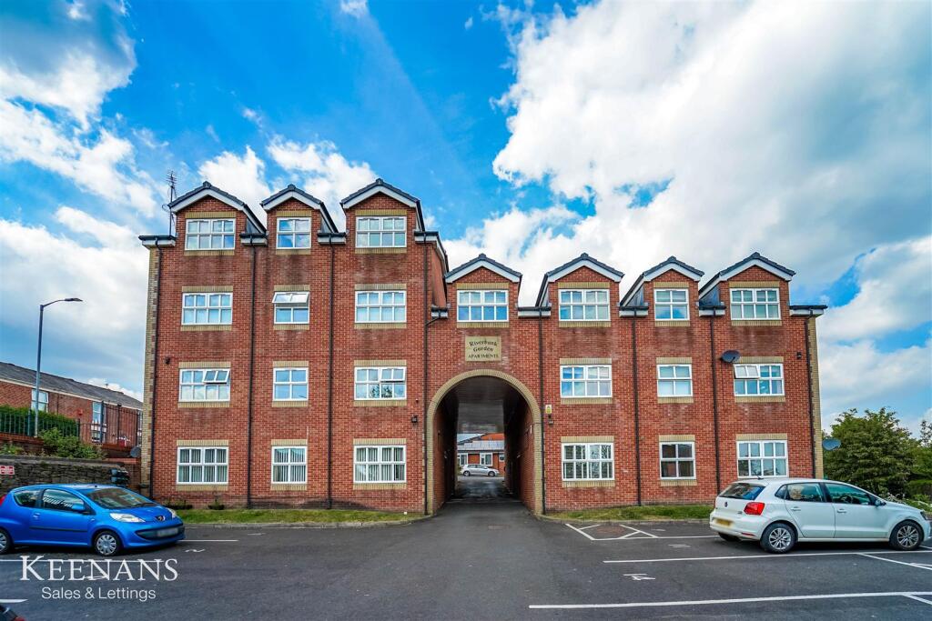 Main image of property: Tottington Road, Bury