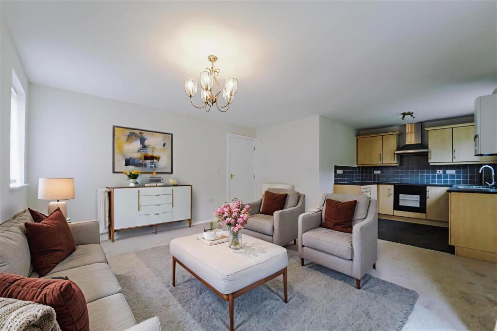 Main image of property: Broadoaks, Bury