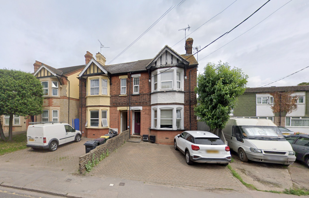 Main image of property: Ashingdon Road, Rochford, Essex, SS4