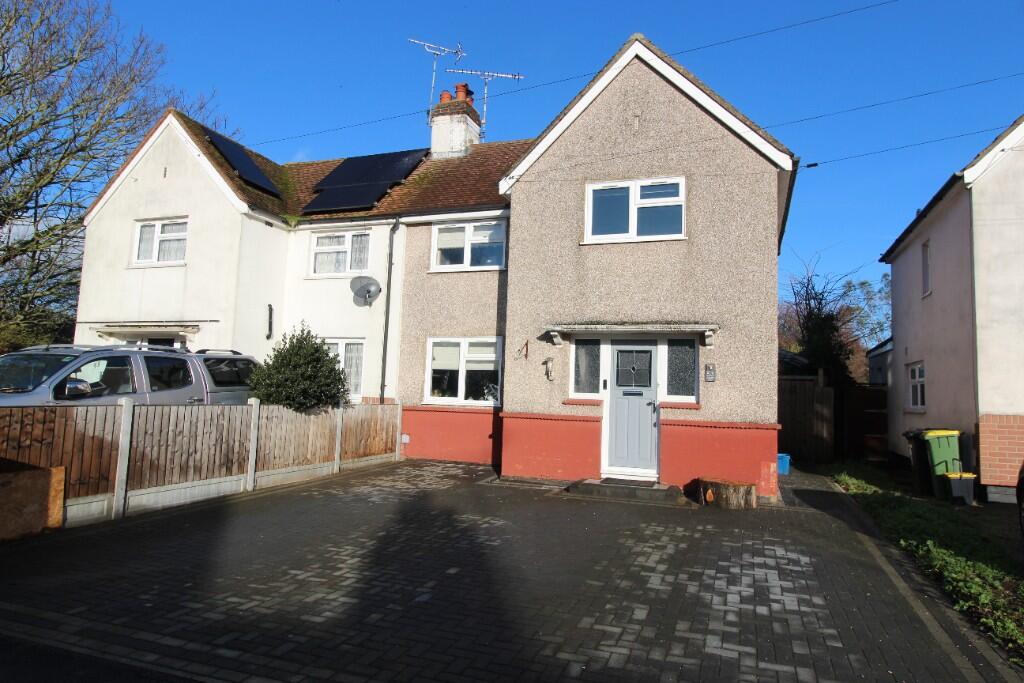 Main image of property: Doggetts Close, Rochford, Essex, SS4