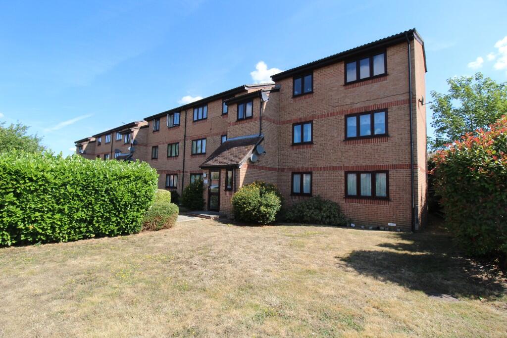 Main image of property: Lesney Gardens, Rochford, Essex, SS4