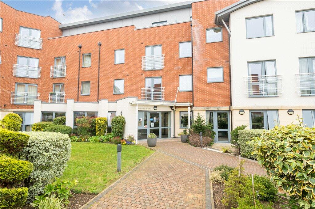 2 bedroom apartment for sale in Josiah Drive, Ickenham, Uxbridge, UB10