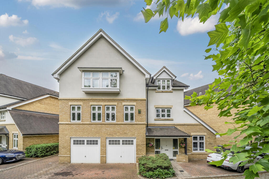 Main image of property: Harecroft Lane, Ickenham, Uxbridge