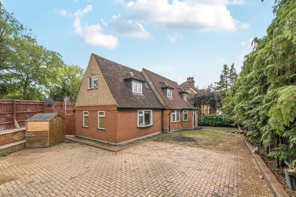Main image of property: Long Lane, Ickenham, Uxbridge