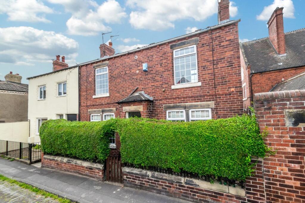 Main image of property: Love Lane, Pontefract