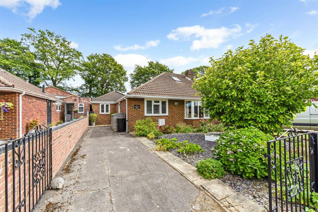 Main image of property: Cowplain, Hampshire