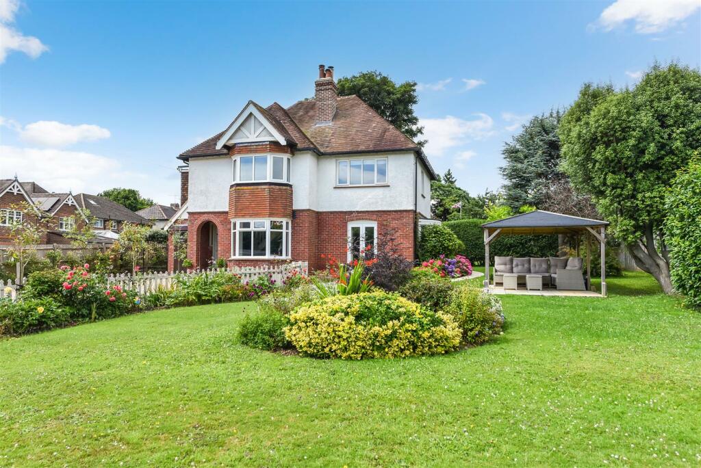 Main image of property: Horndean, Hampshire