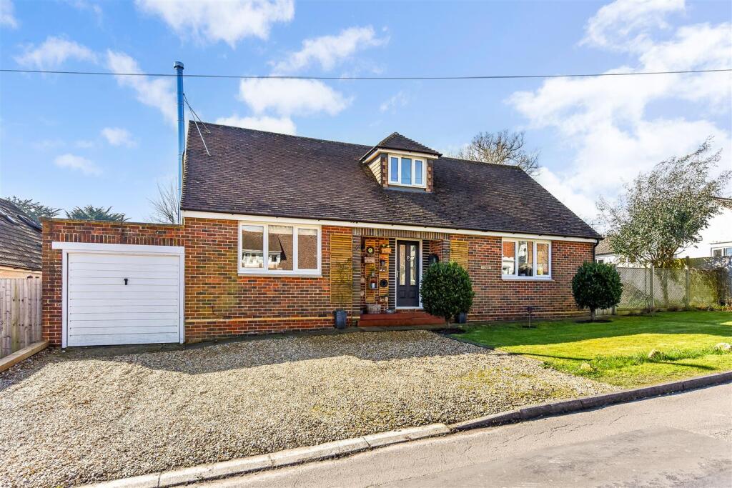 Main image of property: Avondale Road, Waterlooville