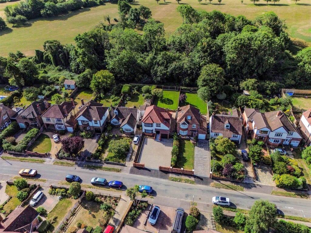 Main image of property: The Brow, Widley