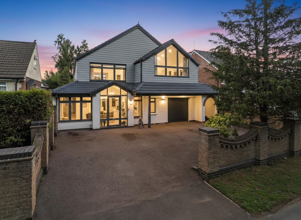 Main image of property: Park Lane, Cowplain