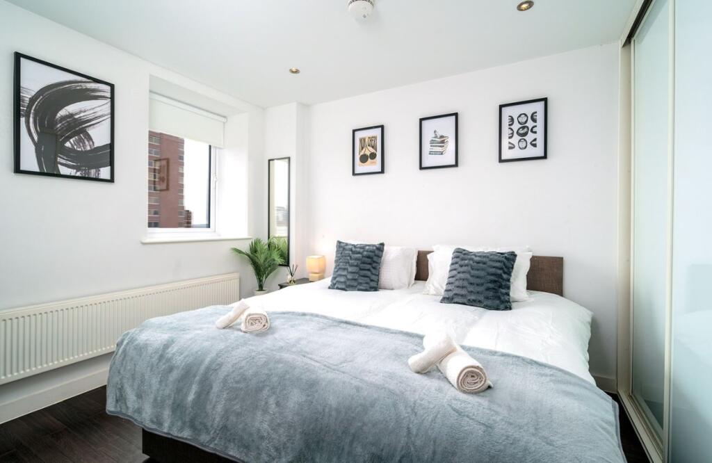 Main image of property: Northumberland House, Wellesley road, Sutton, Sutton, Flat