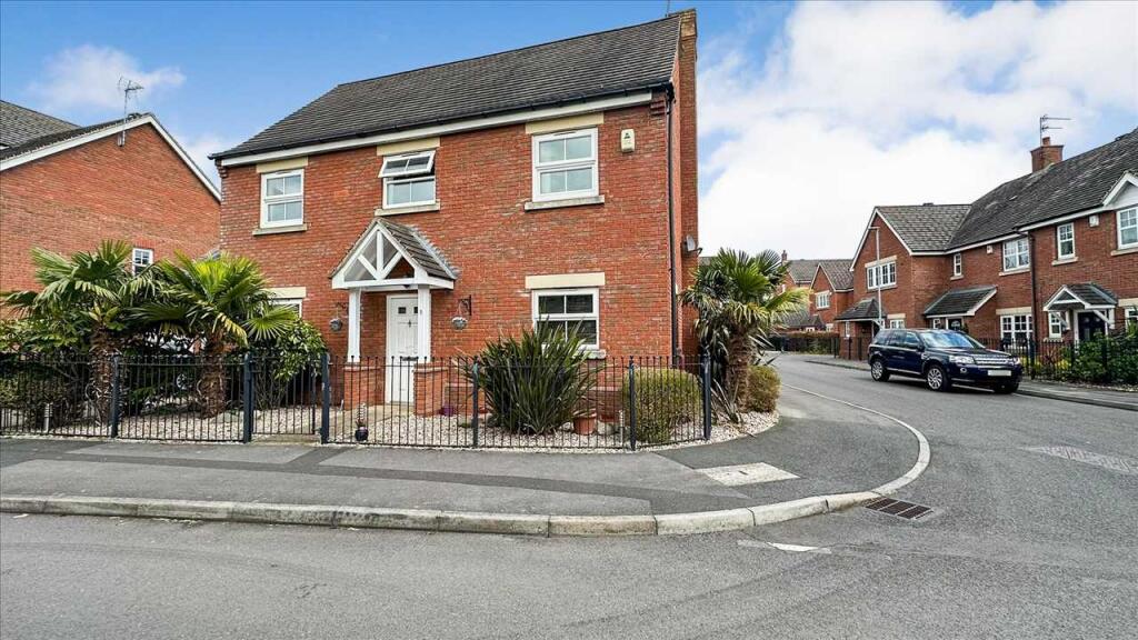 Main image of property: Roe Gardens, Ruddington, Nottingham
