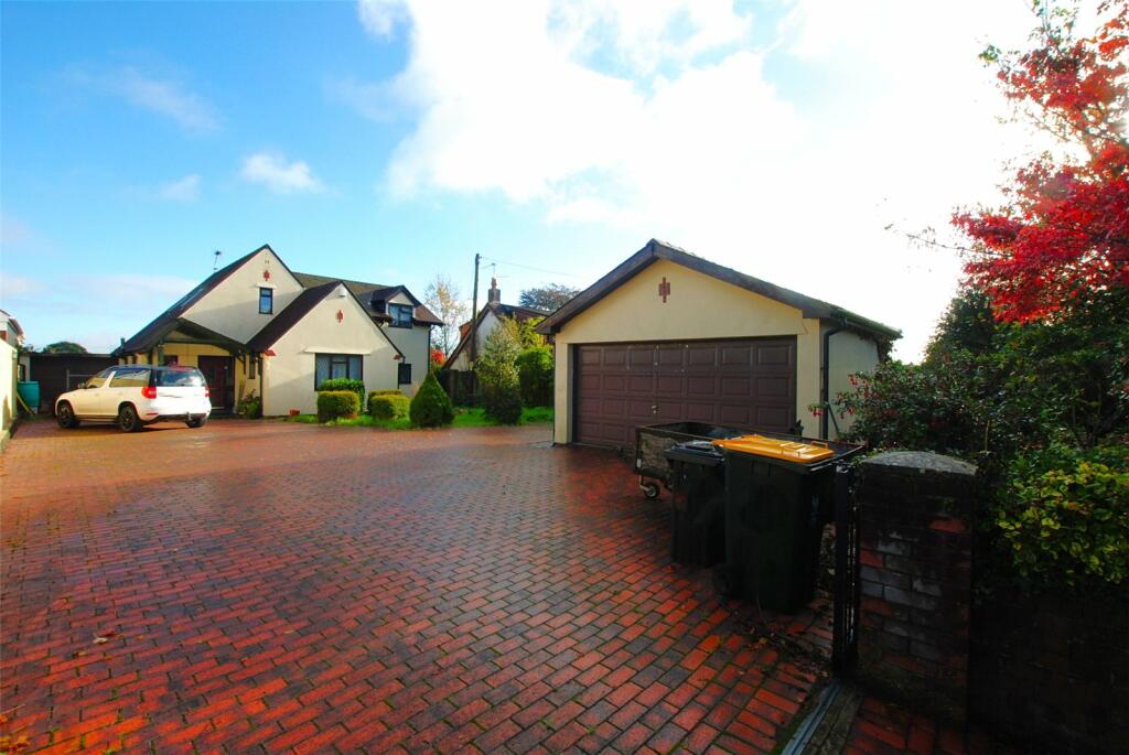 4 bedroom bungalow for sale in Marshfield Road, Castleton, CF3