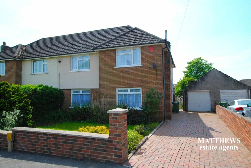 4 bedroom semidetached house for sale in Elgar Crescent, Llanrumney