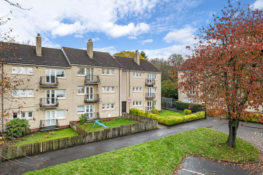Main image of property: Flat 2/2, 85 Riddrie Knowes, Riddrie, Glasgow, G33