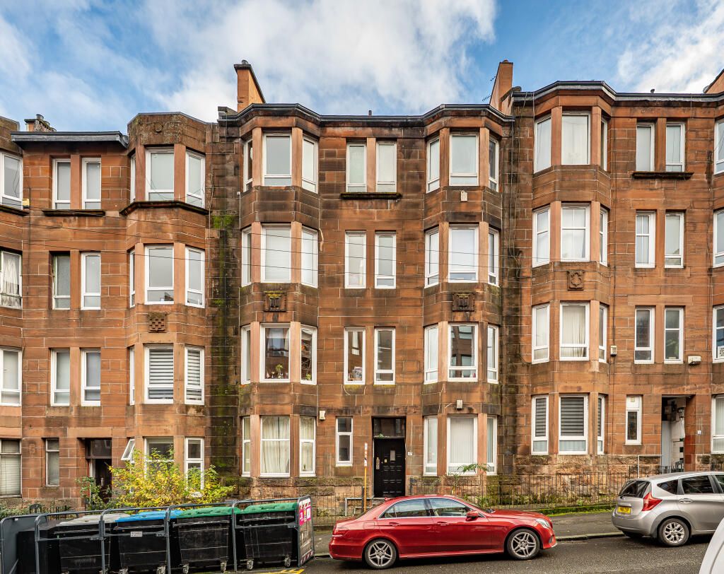 Main image of property: Flat 3/2, 27 Aberfeldy Street, Dennistoun, Glasgow, G31