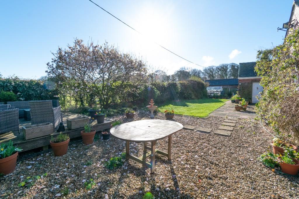 4 bedroom detached house for sale in Church Road, Bickerstaffe, L39