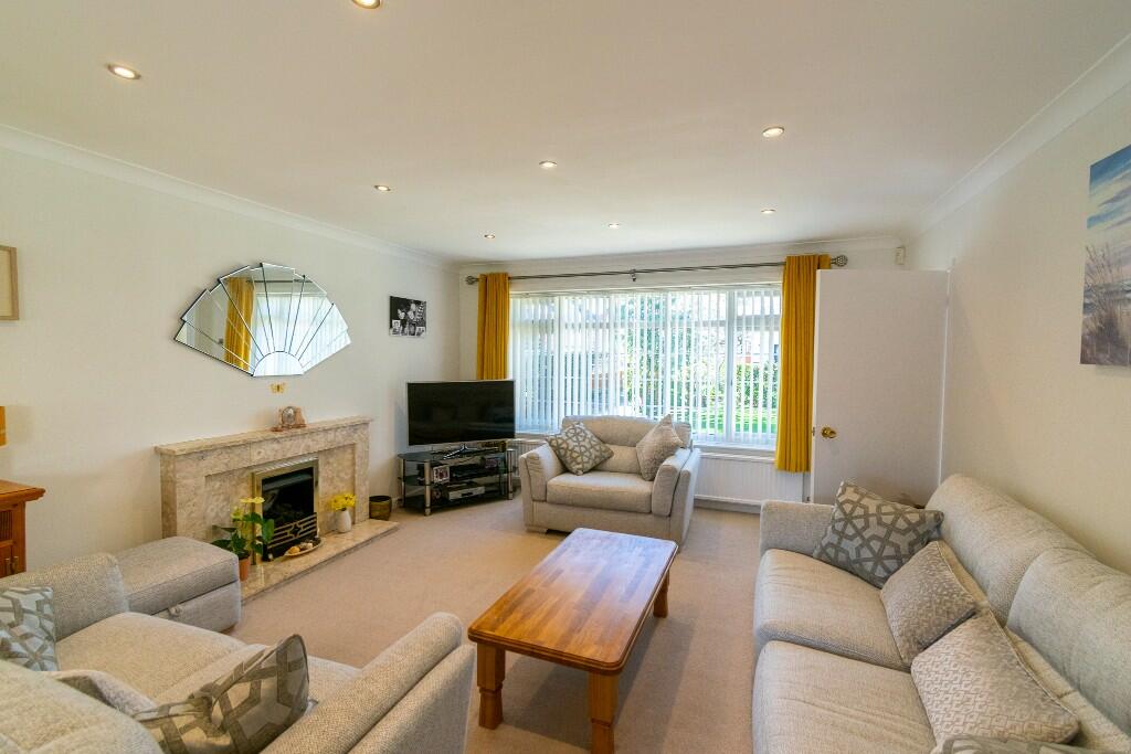 4 bedroom detached house for sale in Trafalgar Road, Birkdale