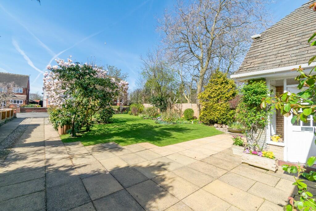 4 bedroom detached house for sale in Trafalgar Road, Birkdale