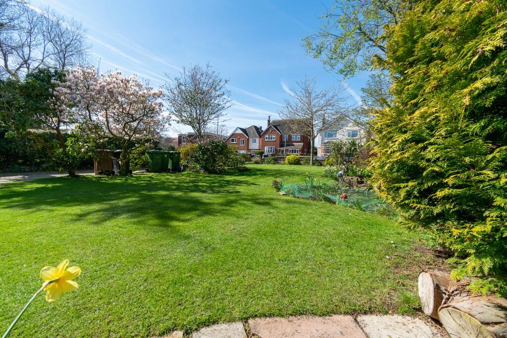 4 bedroom detached house for sale in Trafalgar Road, Birkdale