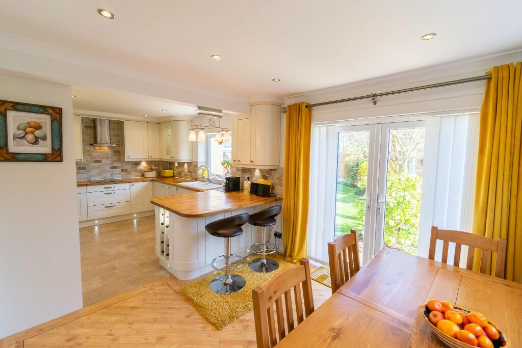 4 bedroom detached house for sale in Trafalgar Road, Birkdale, Merseyside, PR8