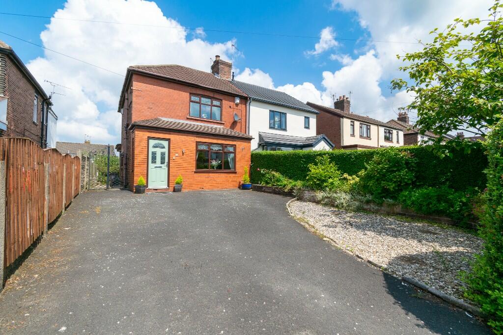3 bedroom semidetached house for sale in Cross Pit Lane, Rainford, WA11