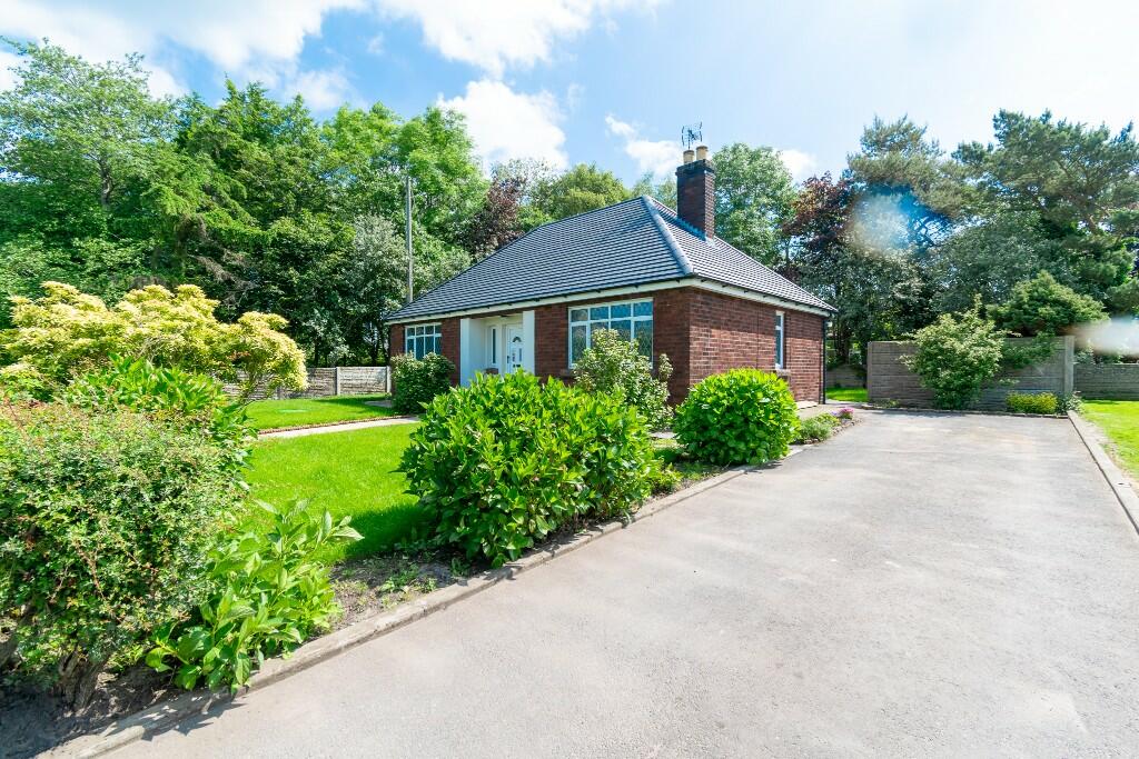 3 bedroom detached house for rent in Martin Lane, Burscough, L40