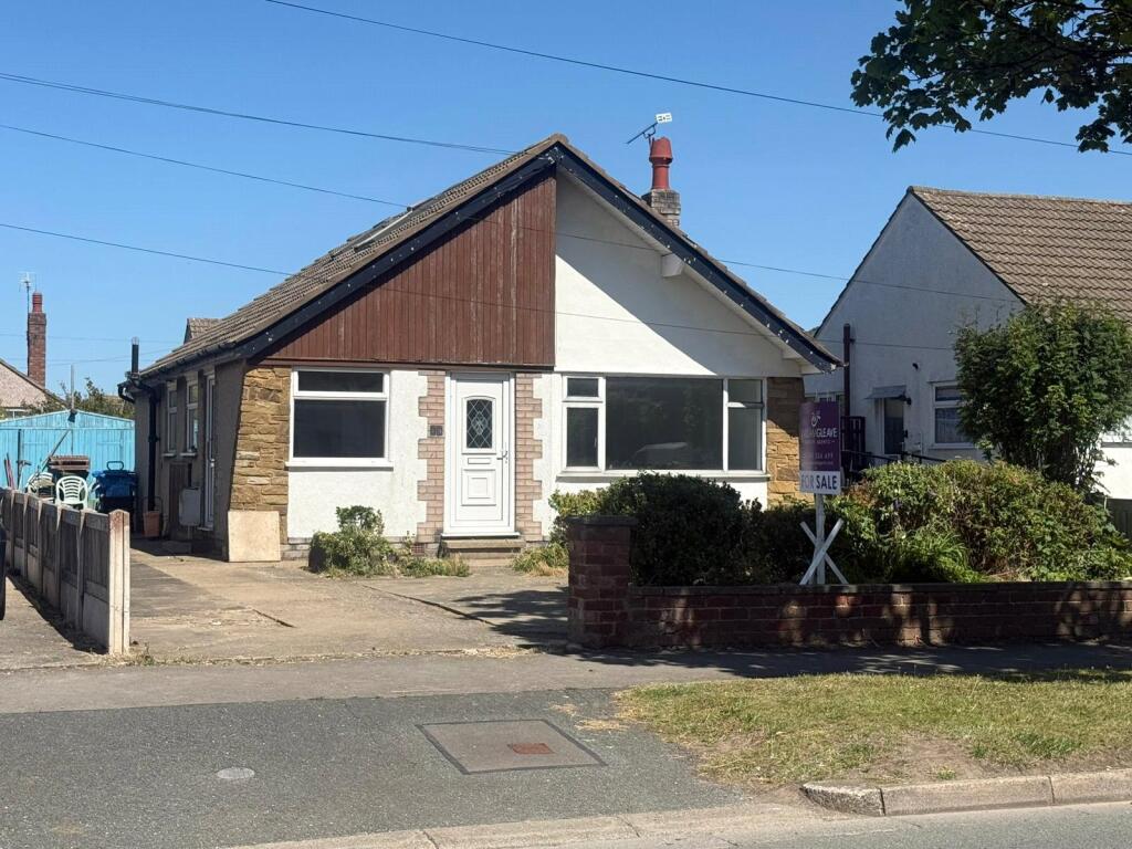 Main image of property: Ffordd Penrhwylfa, Prestatyn, Denbighshire, LL19